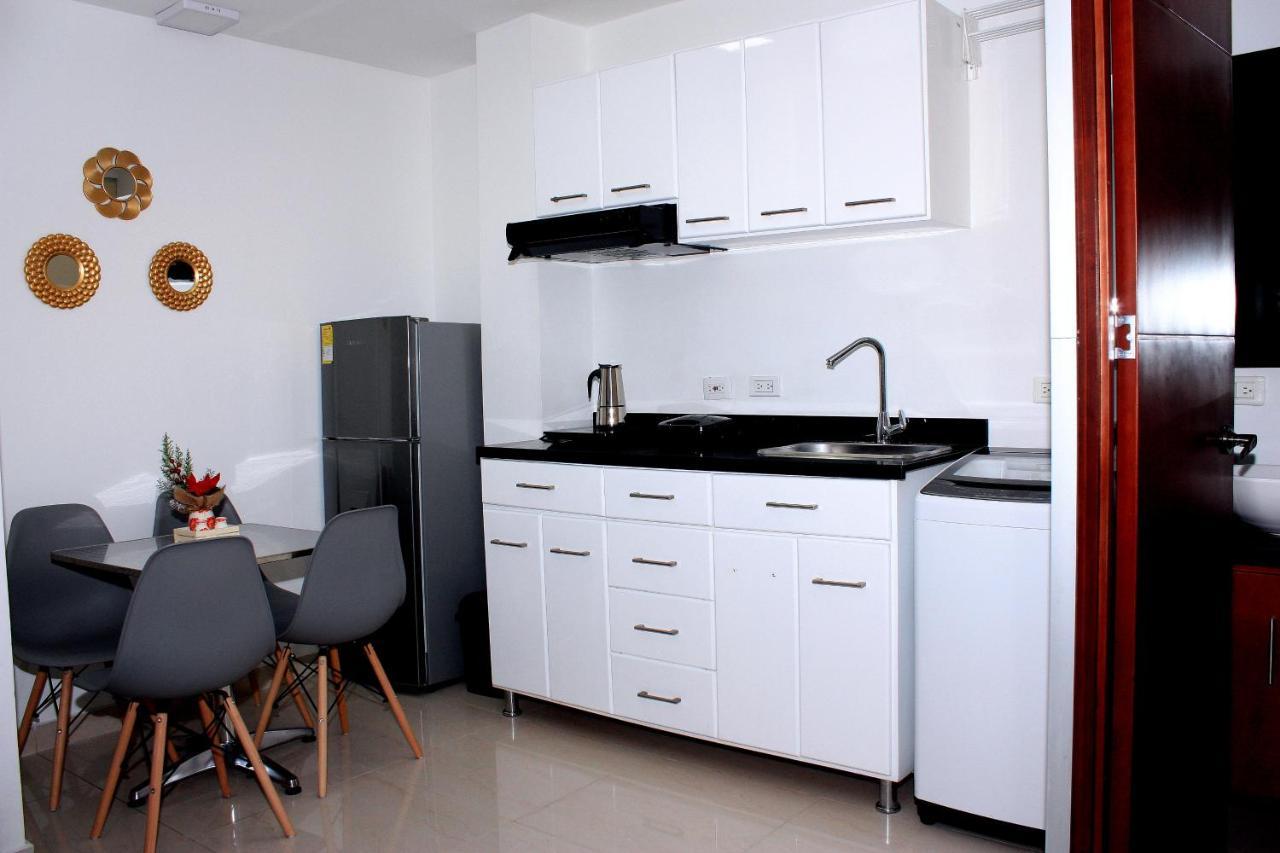 Apartasuites Aaa Modelia Μπογκοτά Εξωτερικό φωτογραφία