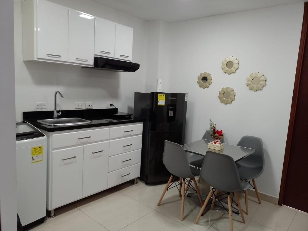 Apartasuites Aaa Modelia Μπογκοτά Εξωτερικό φωτογραφία